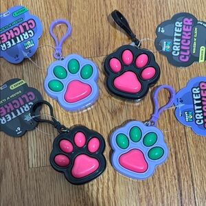 Critter Clicker Paw Keychains 4x Crazy Fun RMS